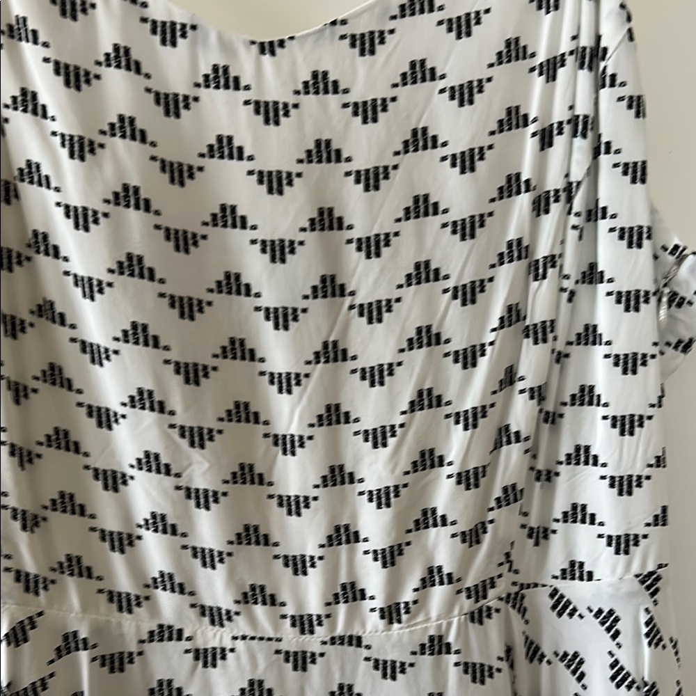 Stylish Black and White Patterned Dress